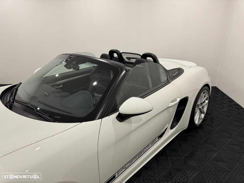 Porsche 718 Spyder Standard - 21