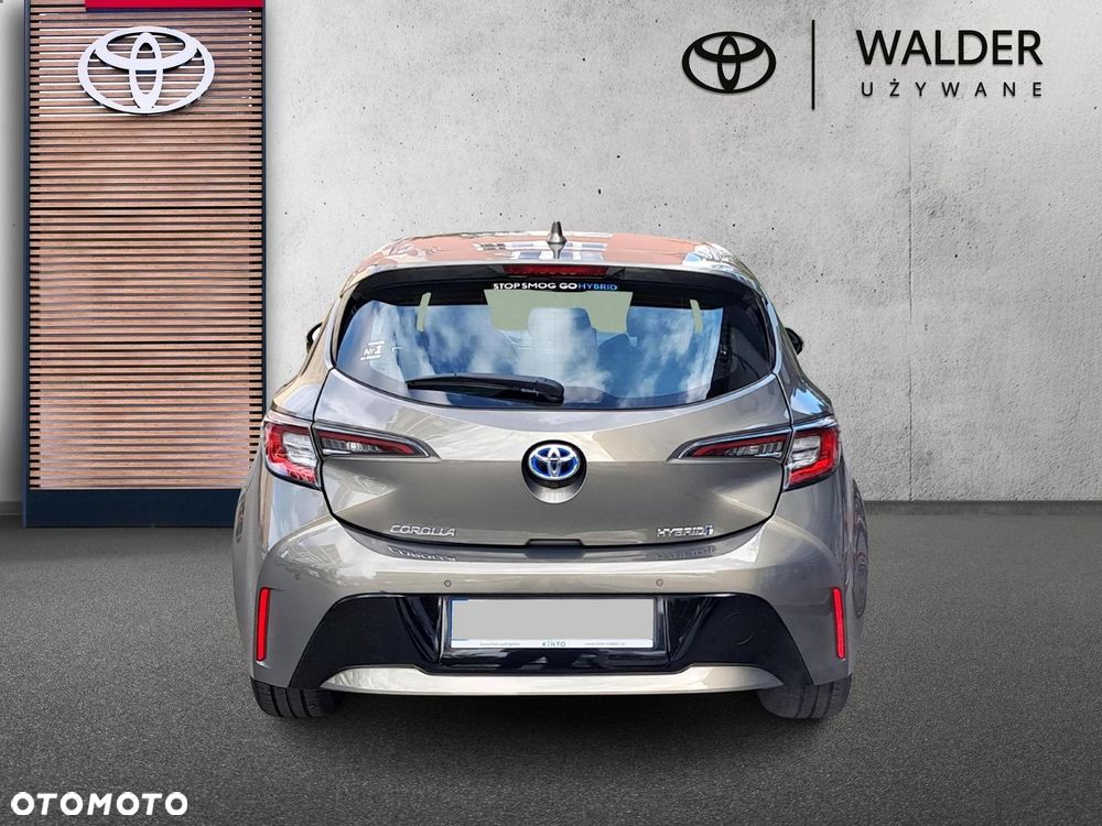 Toyota Corolla - 4