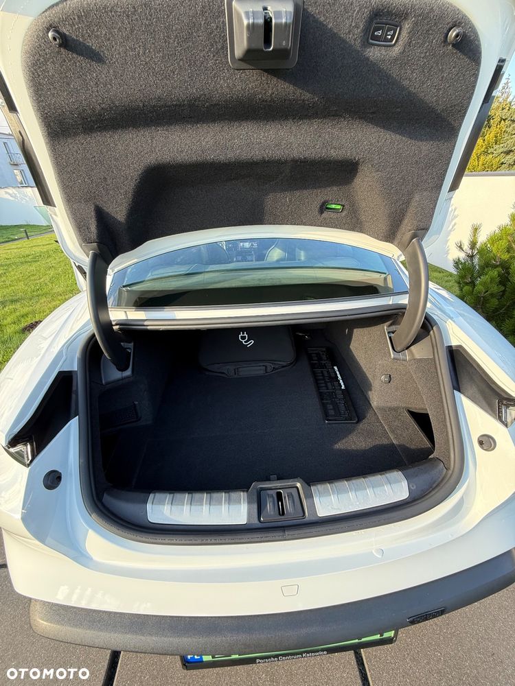 Porsche Taycan 4S Performance Plus - 17