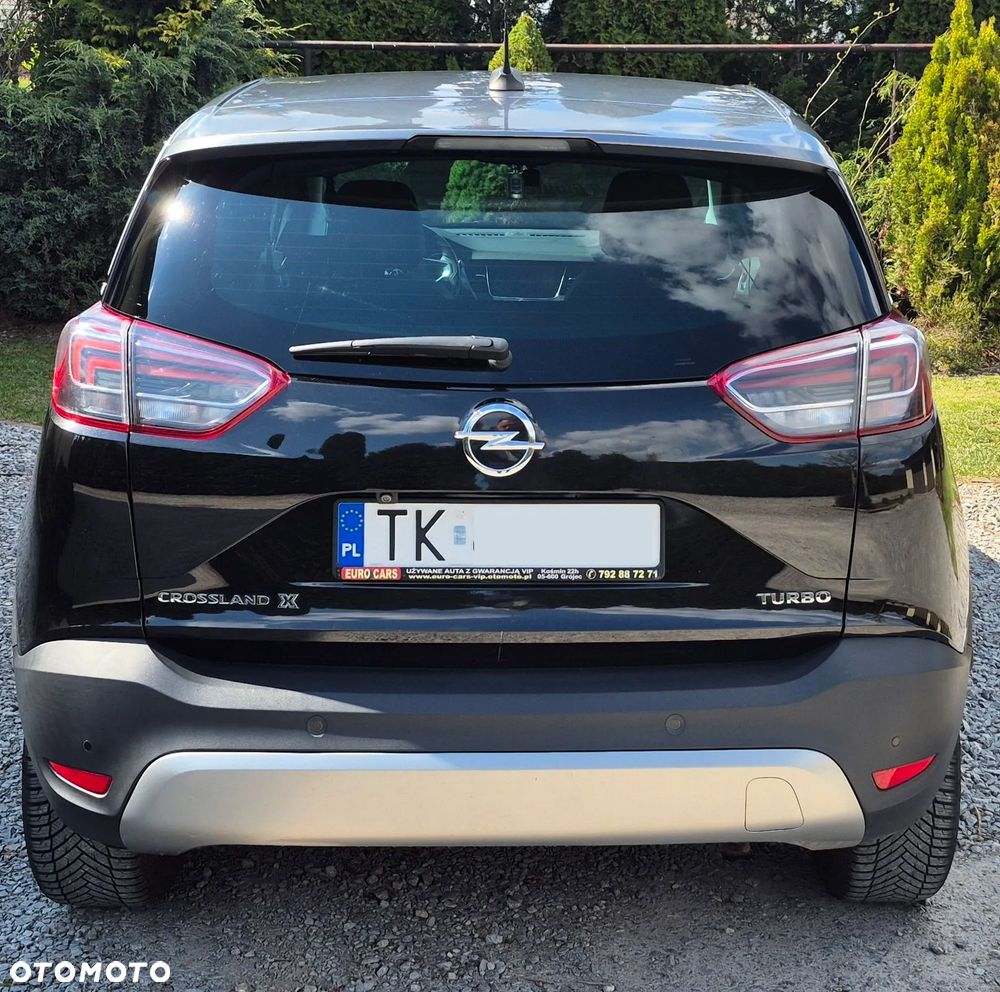Opel Crossland X 1.2 T Design Line S&S - 9