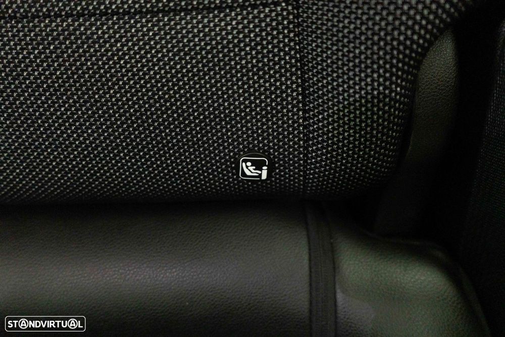 Renault Captur 1.0 TCe Techno — fotografia 11