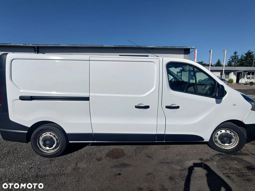 Renault TRAFIC - 1