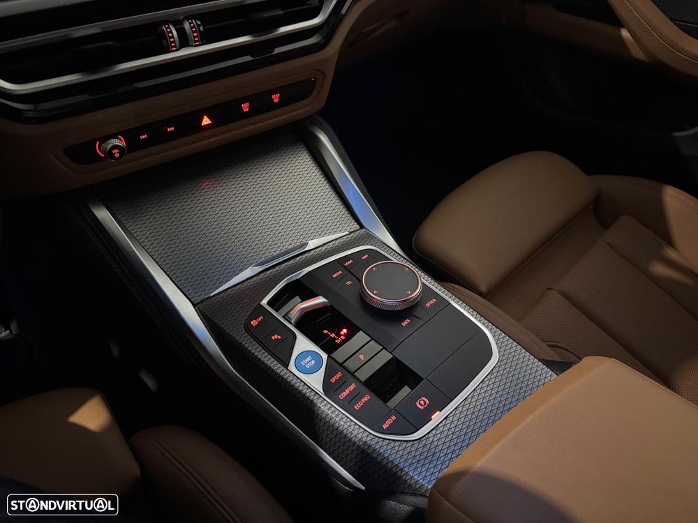 BMW i4 eDrive35 Pack Desportivo M - 25