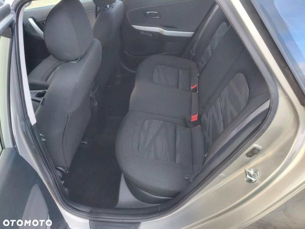 Kia Ceed 1.4 Smart Plus - 8