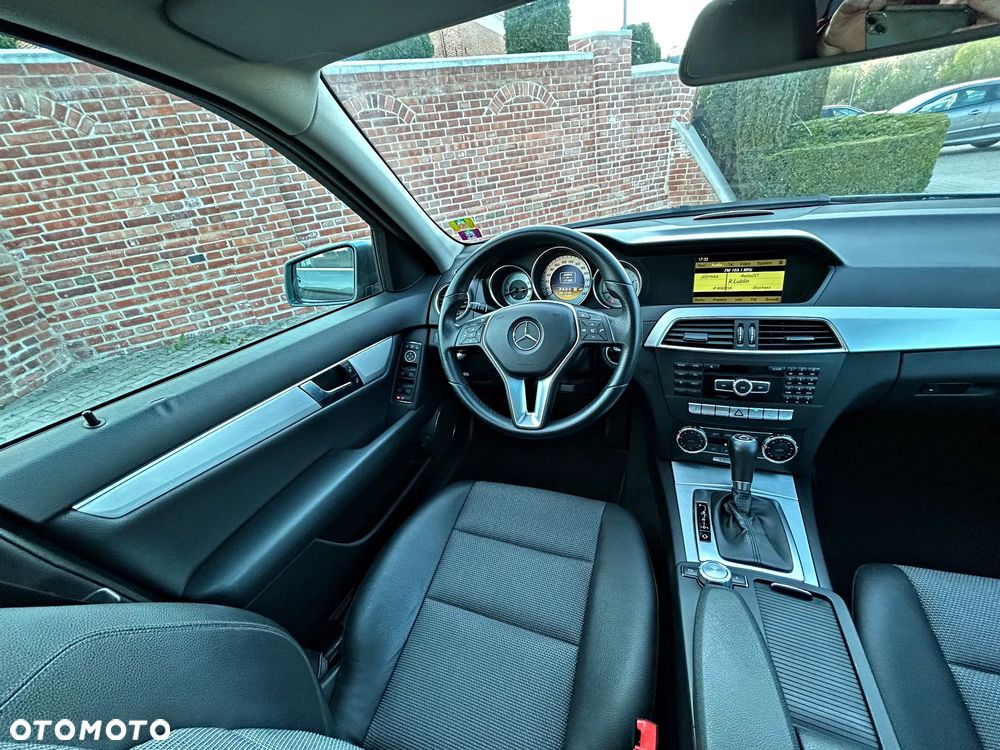 Mercedes-Benz Klasa C - 24