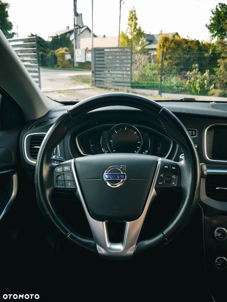 Volvo V40 D4 Summum - 20