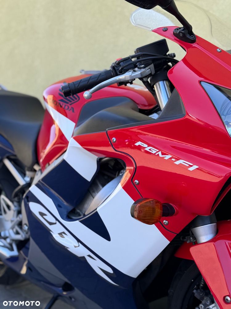 Honda CBR - 4