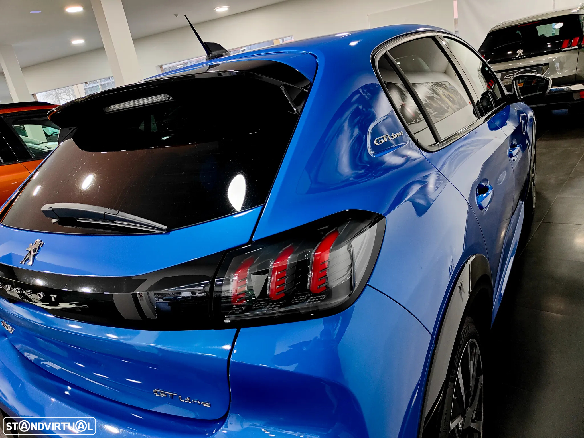 Peugeot 208 1.2 PureTech GT Line - 17