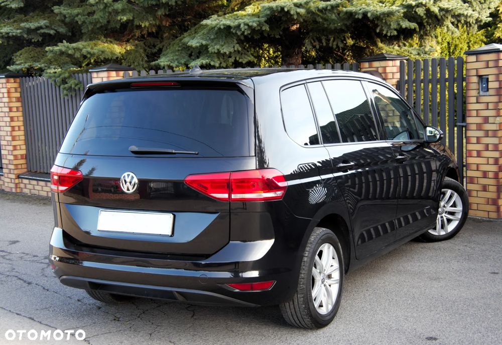 Volkswagen Touran 1.6 TDI SCR (BlueMotion Technology) DSG Trendline - 14