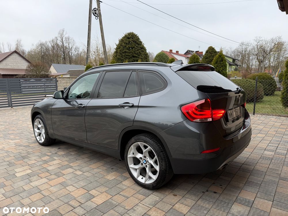 BMW X1 xDrive18d Sport Line - 4