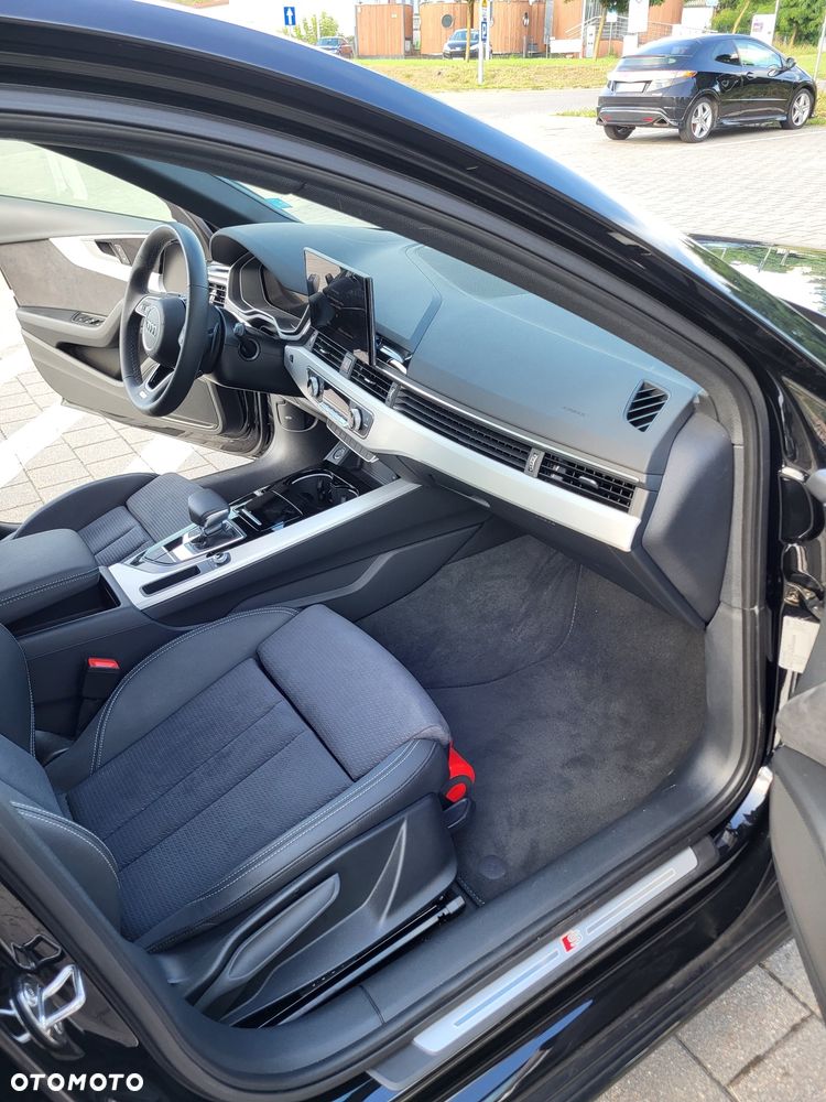 Audi A4 Avant 35 TFSI mHEV S Line S tronic - 19