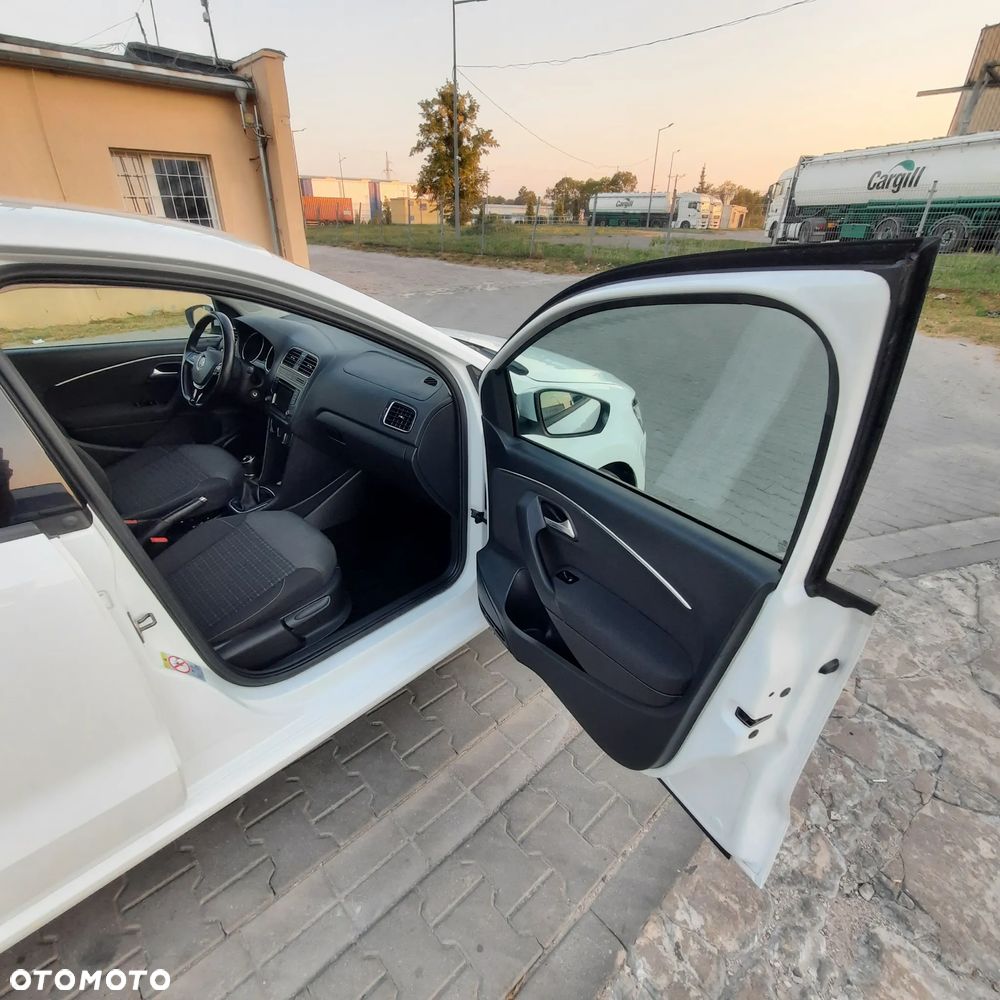 Volkswagen Polo 1.2 TSI BMT Comfortline - 18