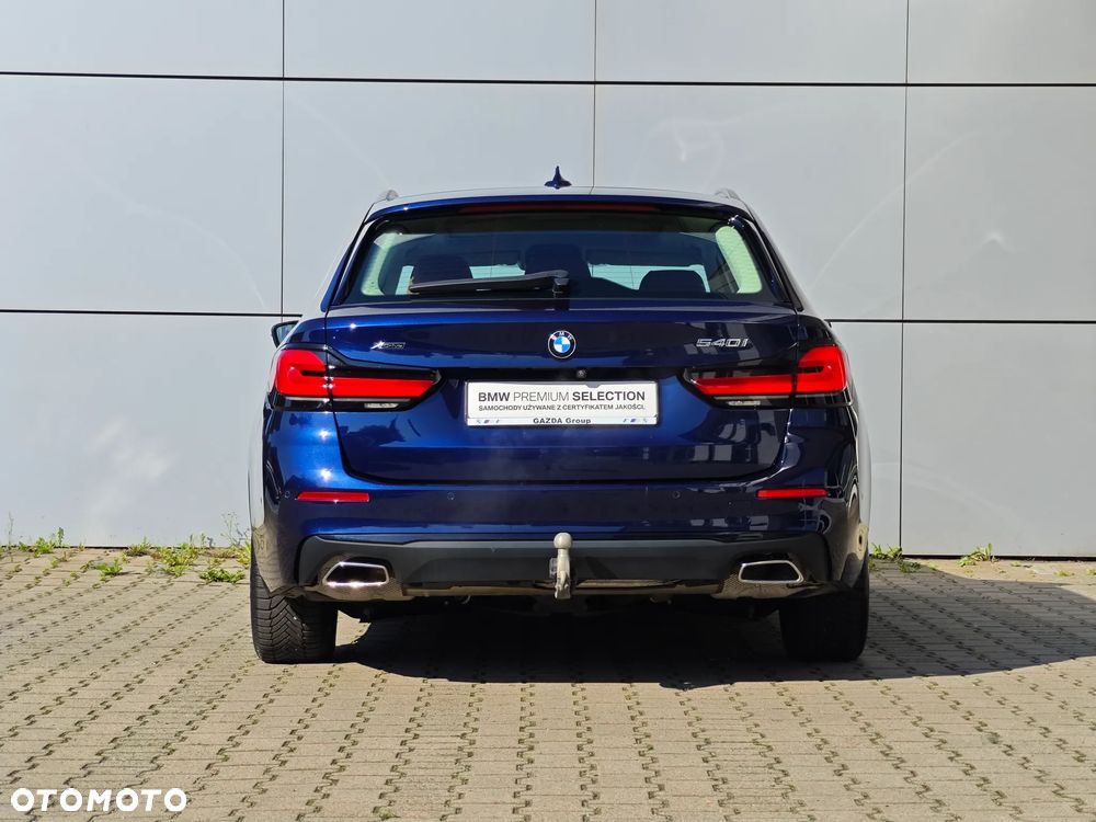 BMW Seria 5 540i xDrive GPF Sport - 7