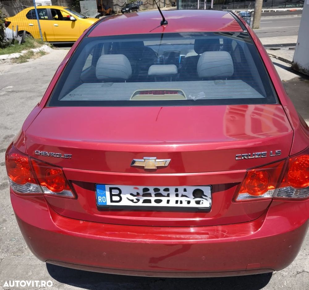 Chevrolet Cruze 1.8 Ecotec LS+ - 8