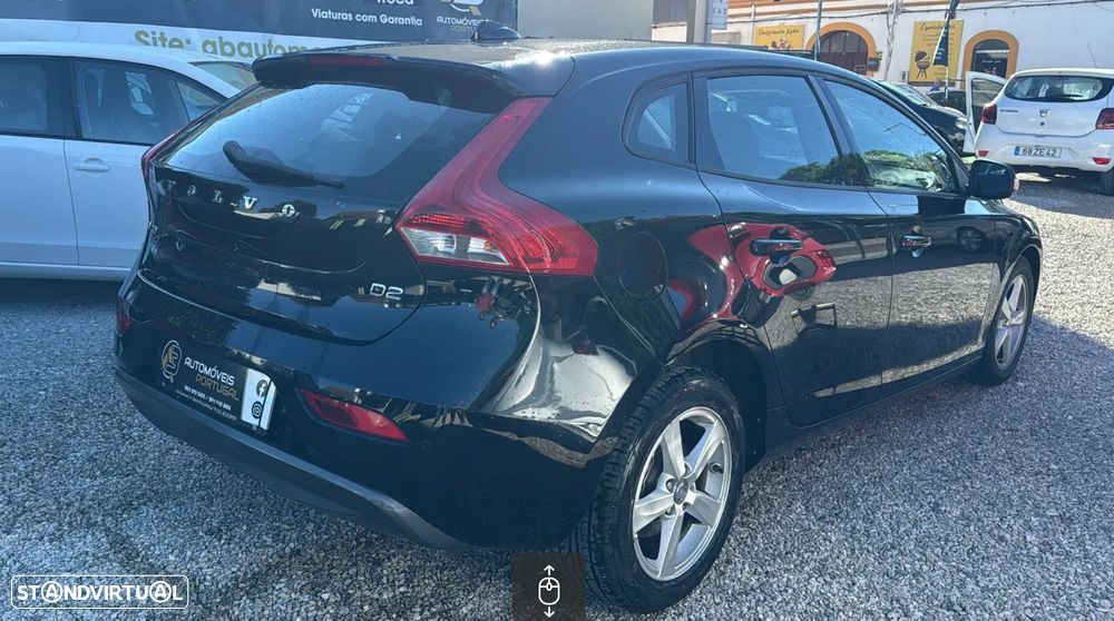 Volvo V40 1.6 D2 Momentum - 3
