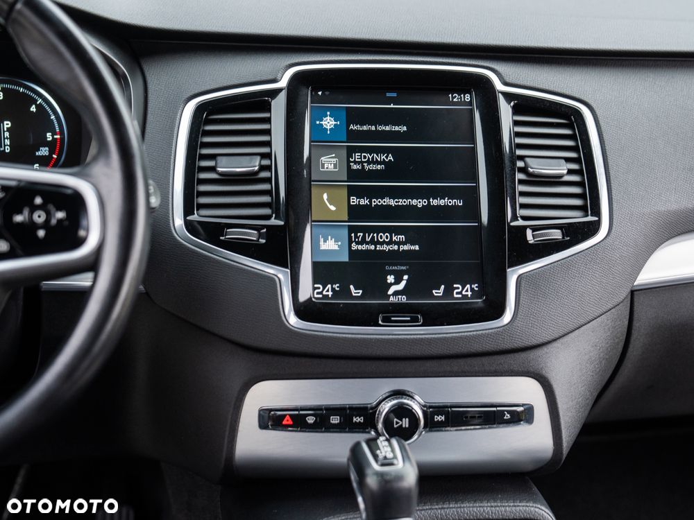 Volvo XC 90 B5 D AWD Geartronic Momentum Pro - 38