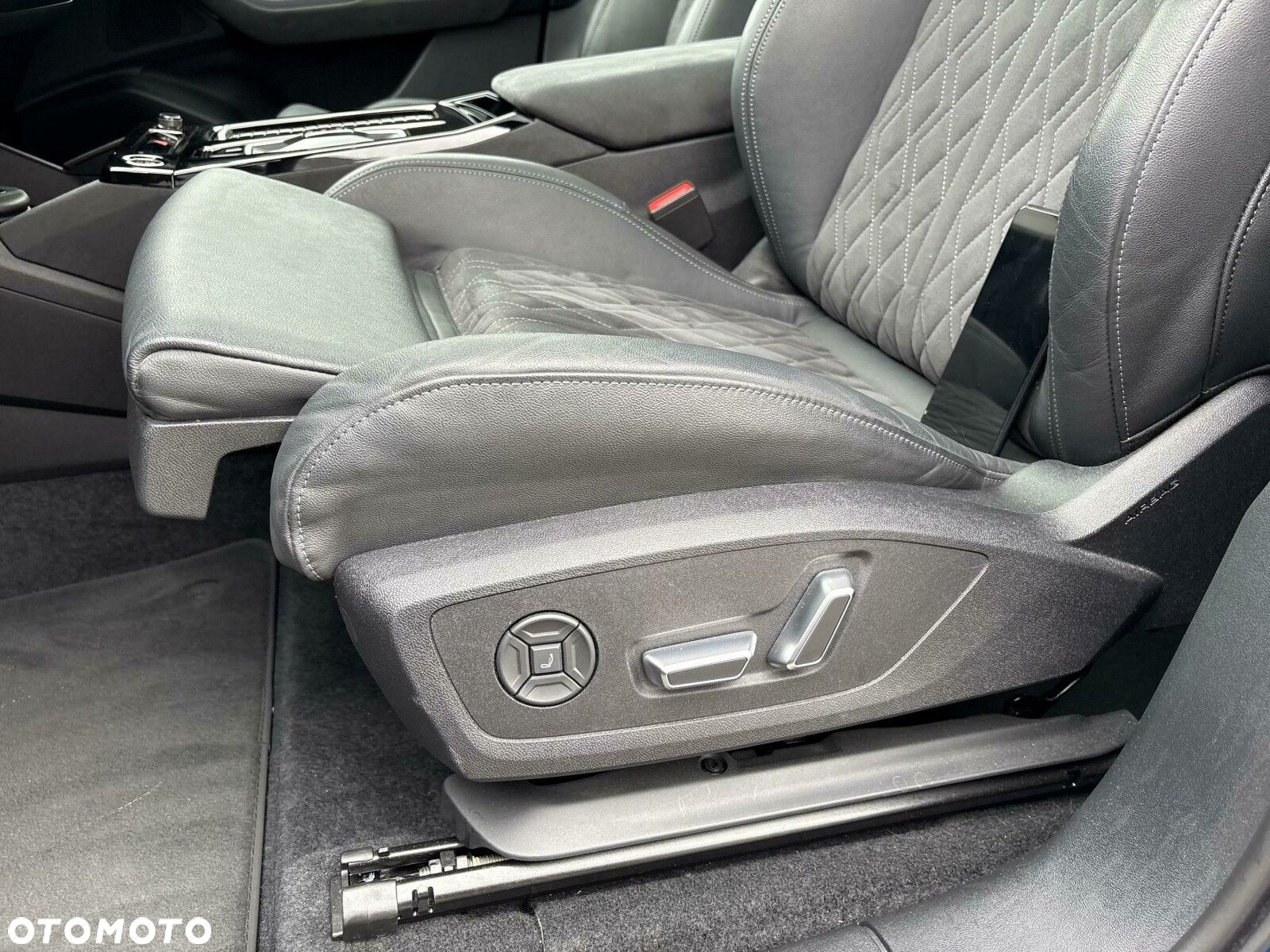 Audi Q6 - 11