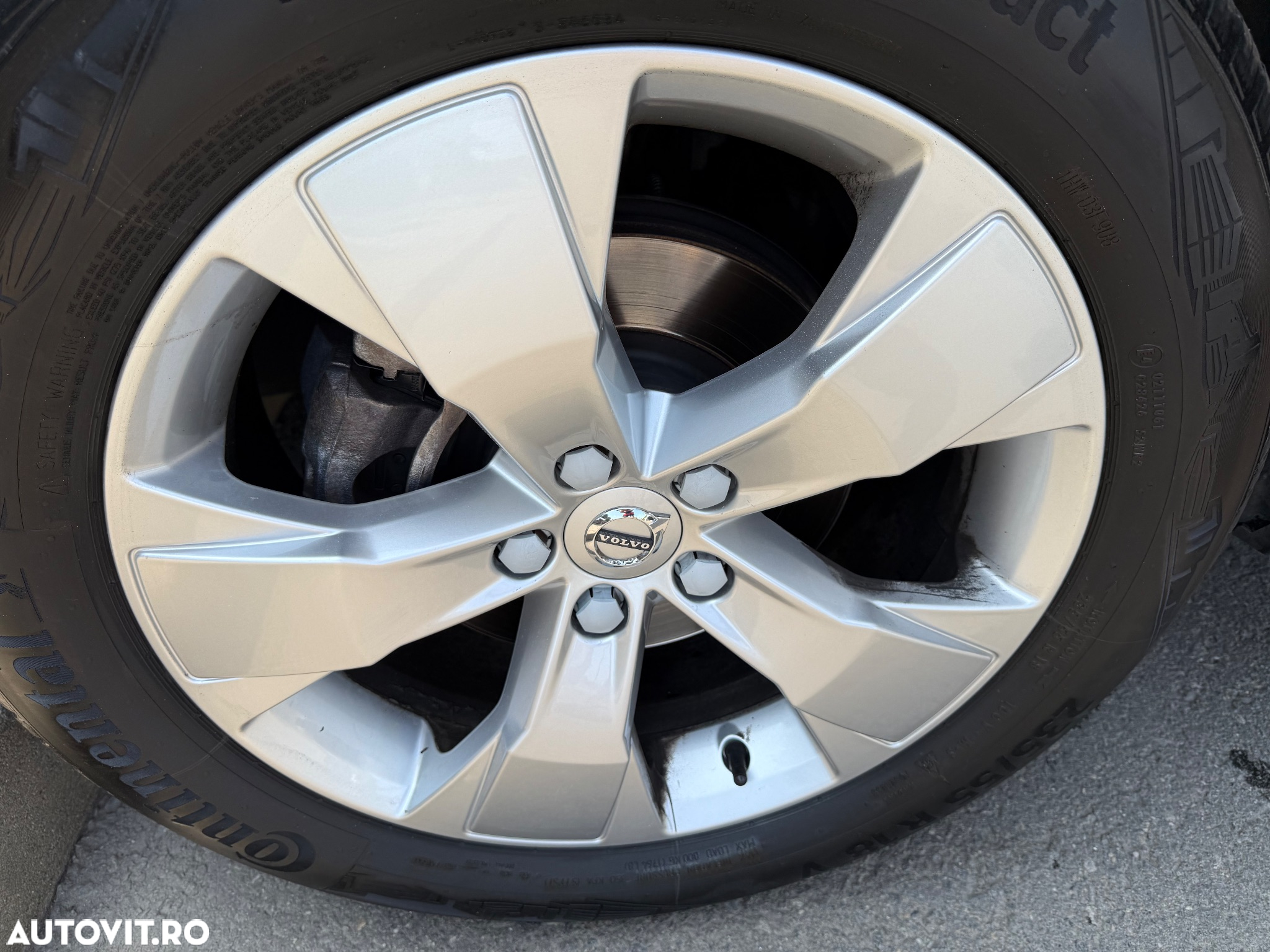 Volvo XC 40 - 22