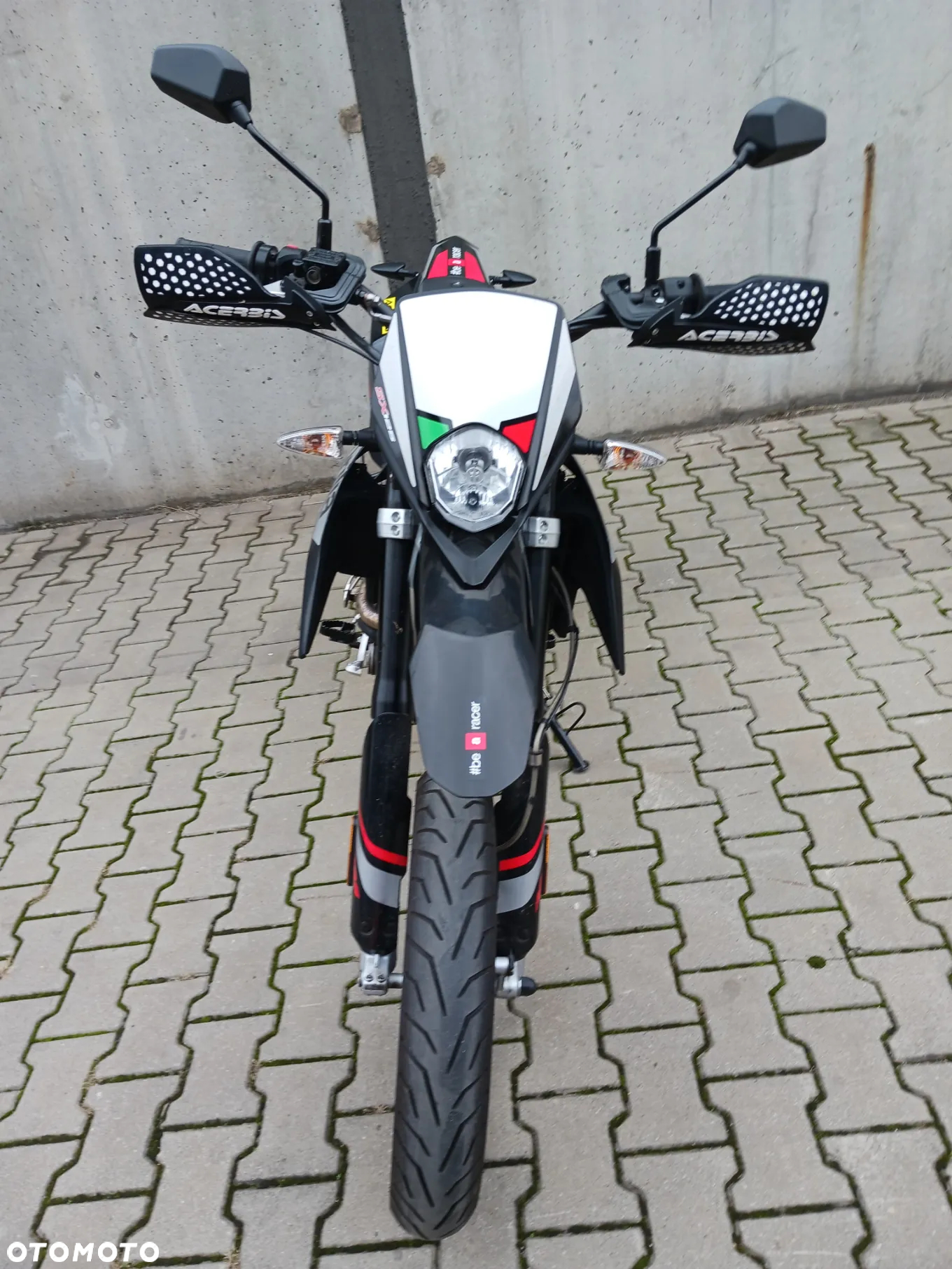 Aprilia SX