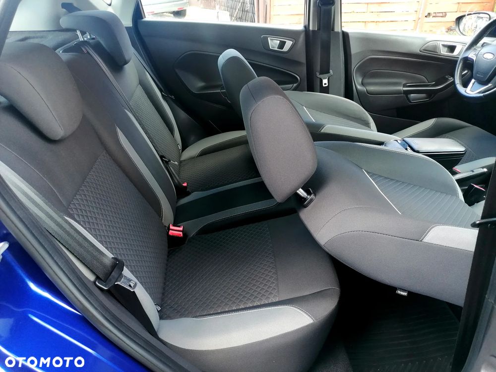 Ford Fiesta 1.0 EcoBoost Titanium - 6