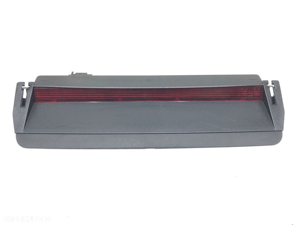 LAMPA STOP - 68.00 PLN - VW PASSAT B7 (362) 2010 - 2015 2.0 TDI 125 kW [170 KM] olej napędowy 2010 - 1