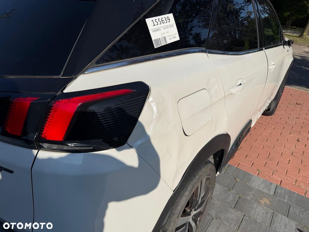 Peugeot 3008 1.2 PureTech Allure S&S - 19
