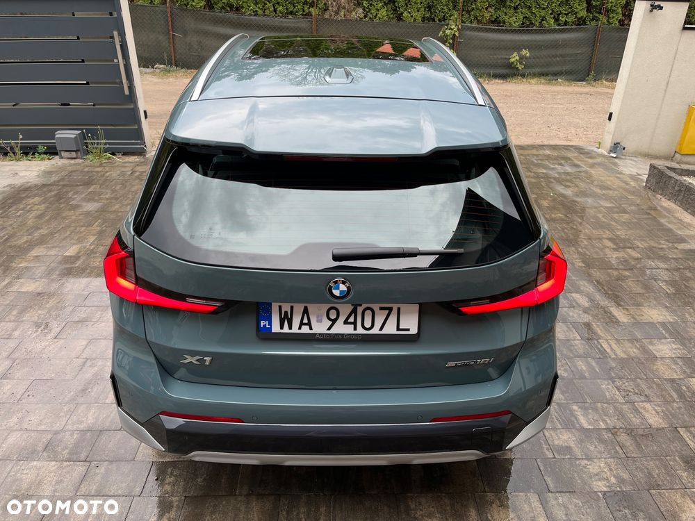 BMW X1 sDrive18i Business Edition - 24