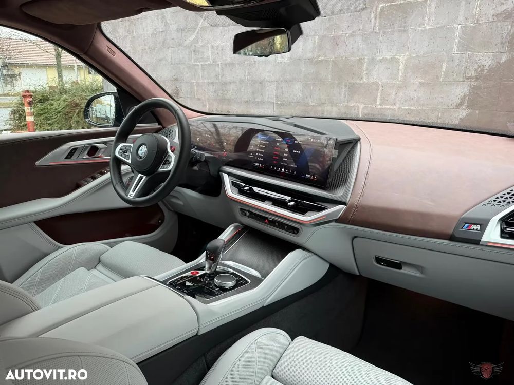 BMW XM 50e - 9