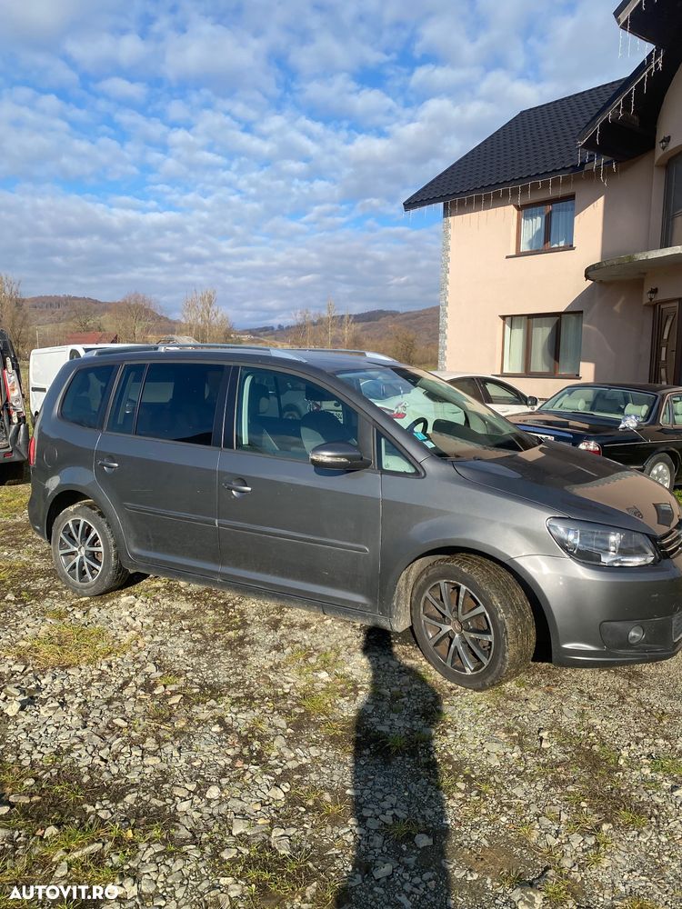 Volkswagen Touran 1.6 TDI DPF BlueMotion Technology Comfortline - 3