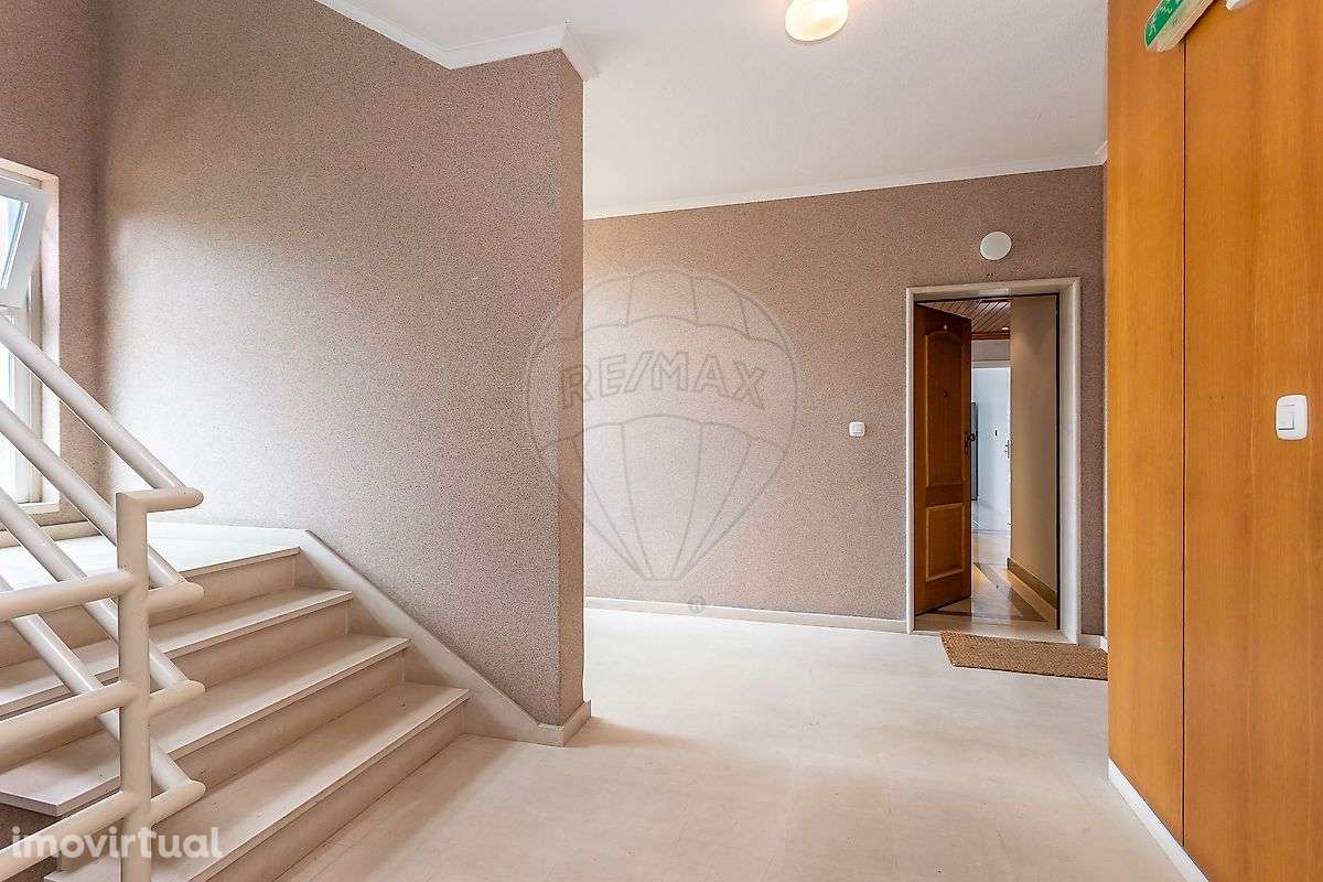 Apartamento T3 para arrendamento - Grande imagem: 2/39