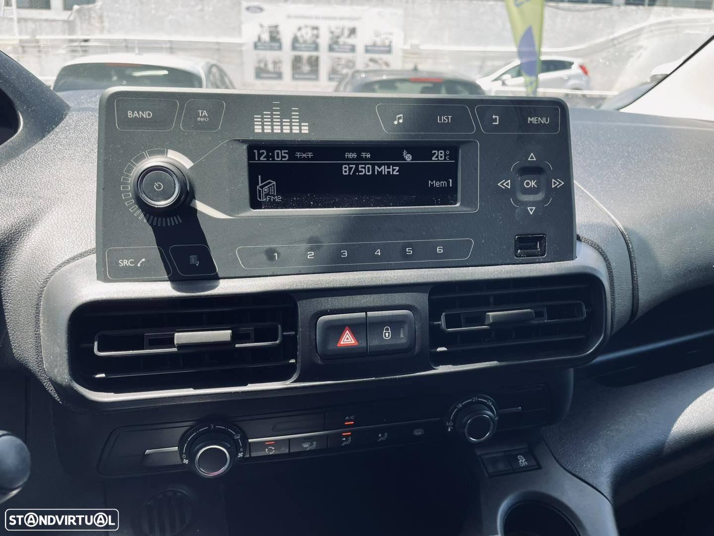Peugeot Partner 1.5 BlueHDi 100cv Pro Standard - 11