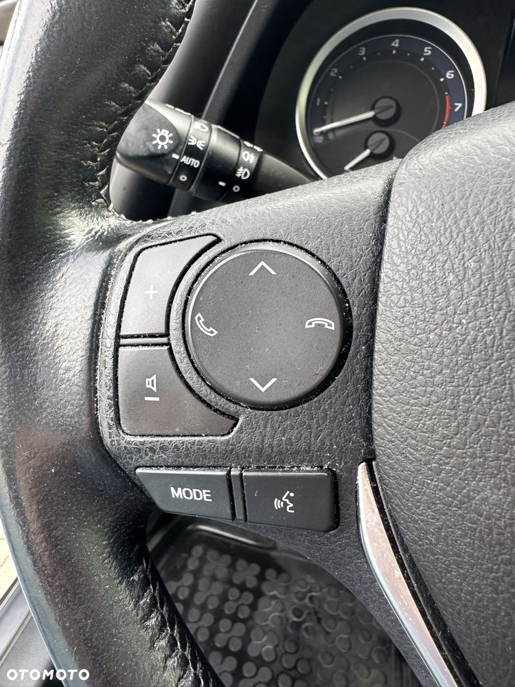 Toyota Corolla 1.6 Comfort - 11
