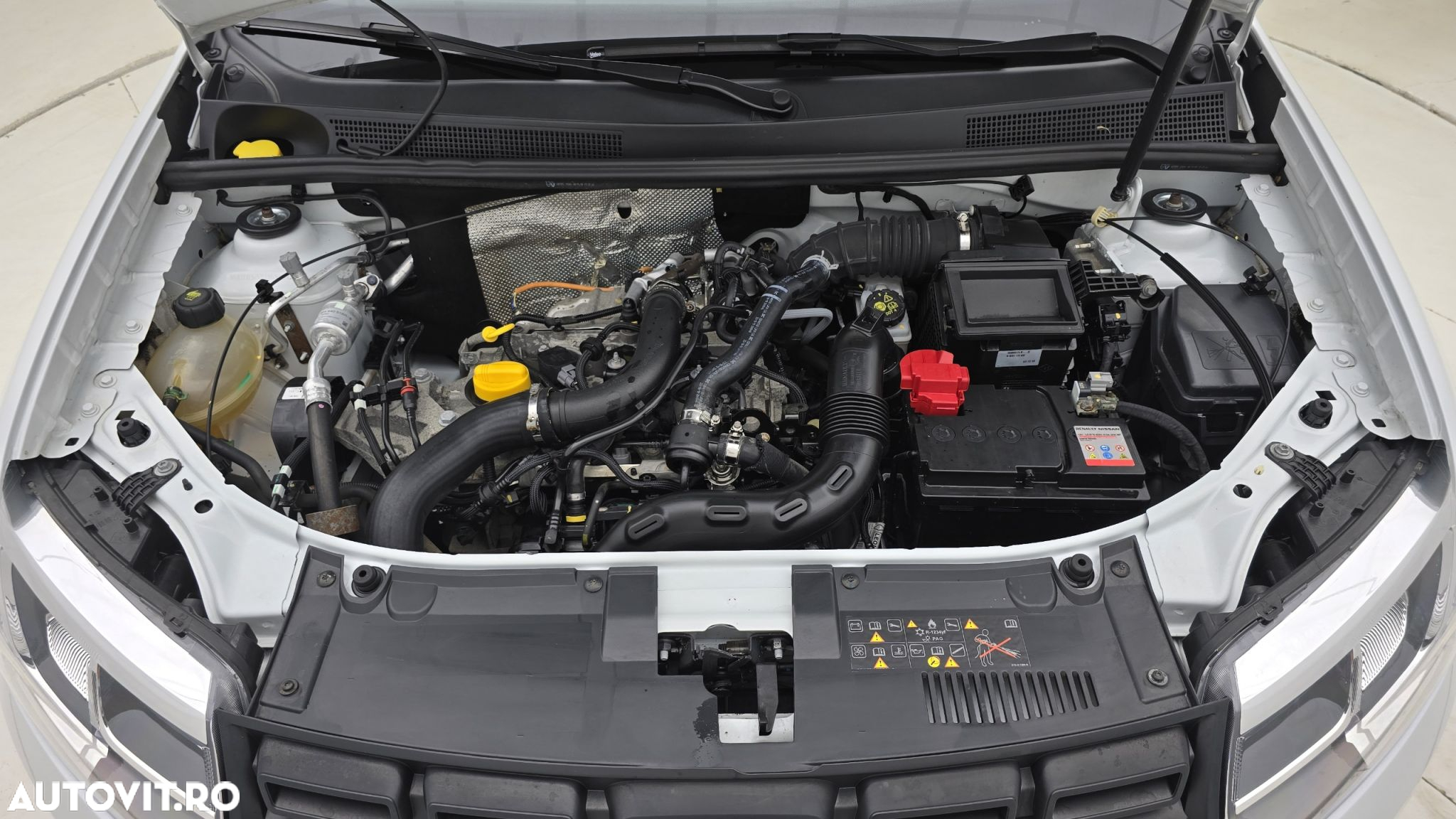 Dacia Sandero 0.9 TCe Laureate - 24