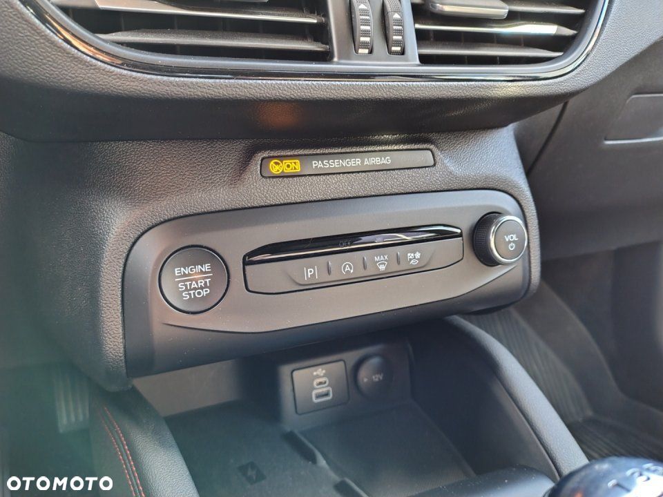 Ford Focus - 19