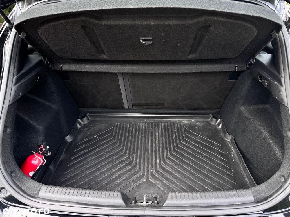 Hyundai i30 blue 1.6 GDI Passion - 10