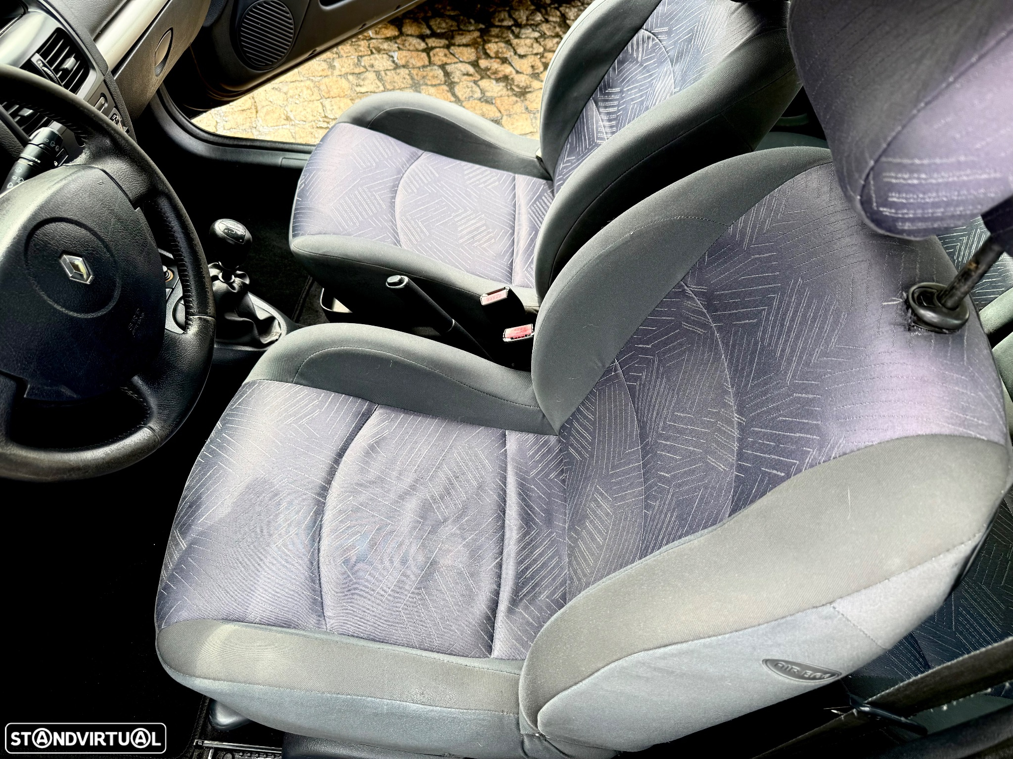 Renault Clio 1.2 16V Dynamique - 36