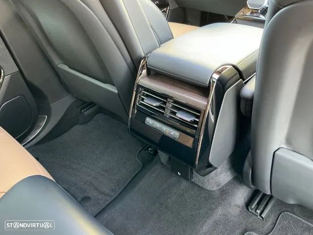 Land Rover Range Rover Sport P440e Hybrid - 12