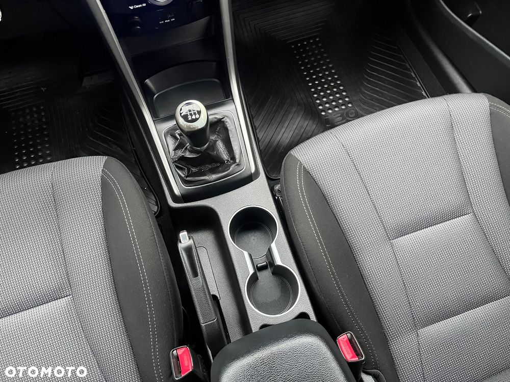 Hyundai i30 i30cw 1.4 Trend - 14