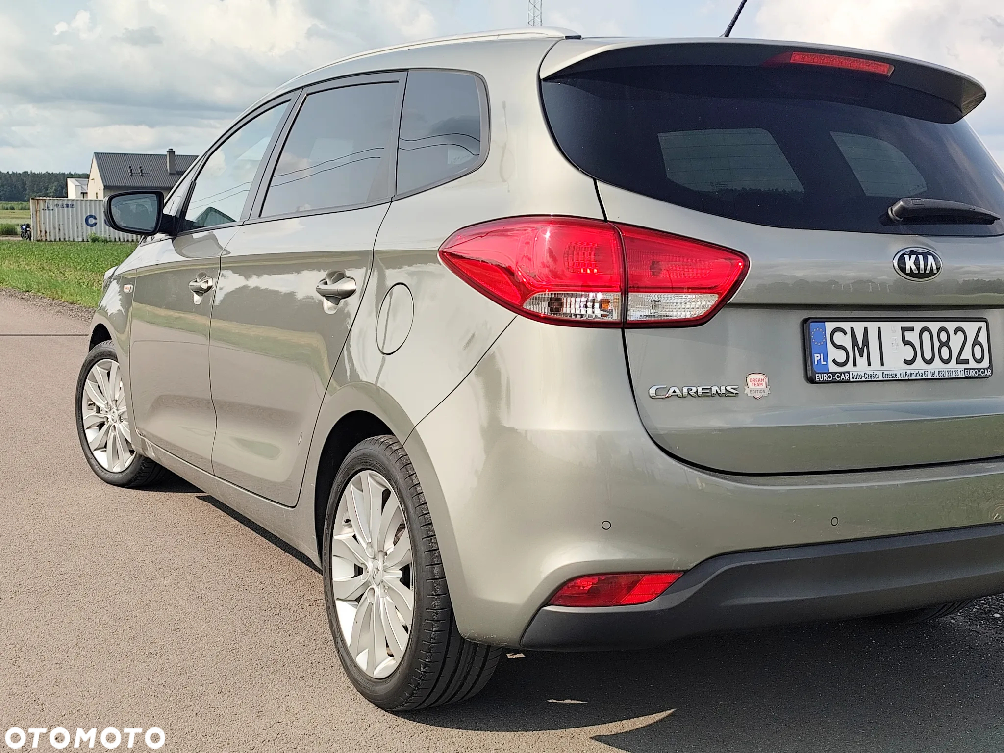 Kia Carens 1.6 GDI Dream Team Edition - 19