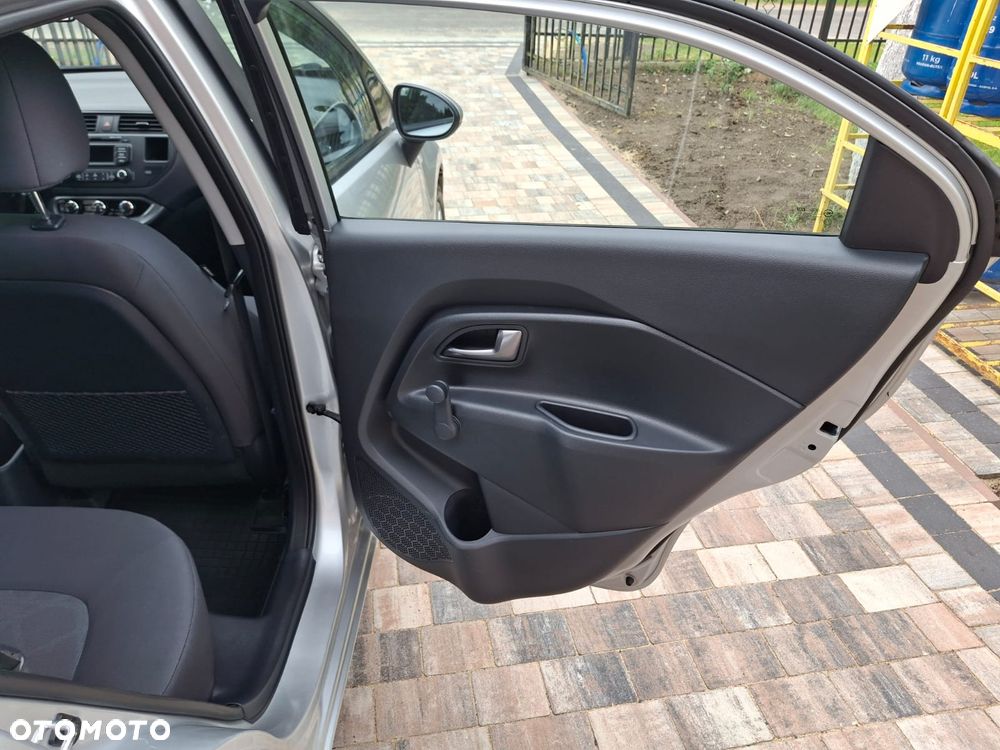 Kia Rio 1.2 ISG Dream Team Edition - 21