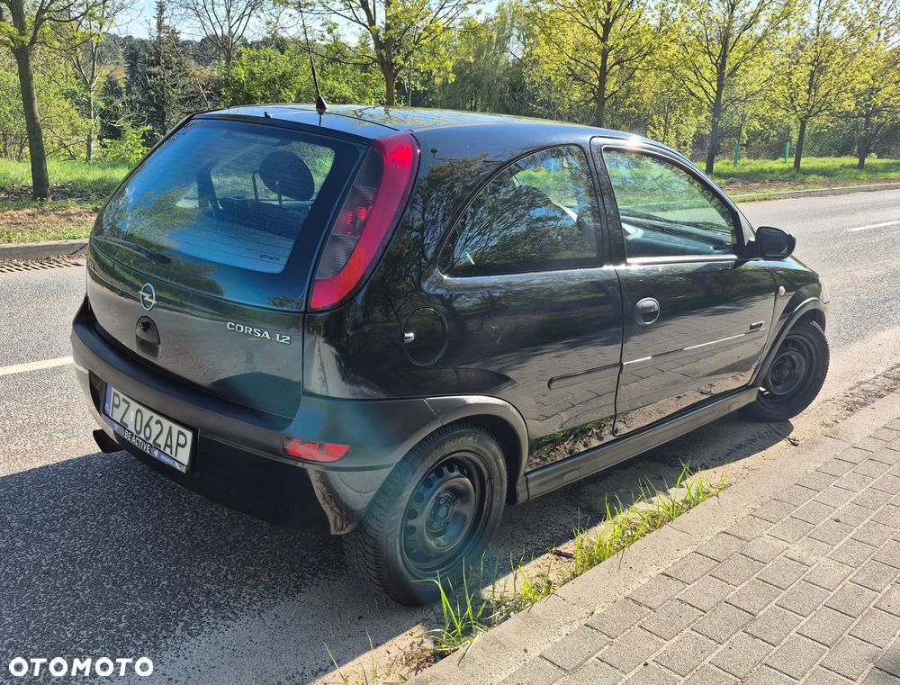 Opel Corsa 1.2 16V Sport - 4