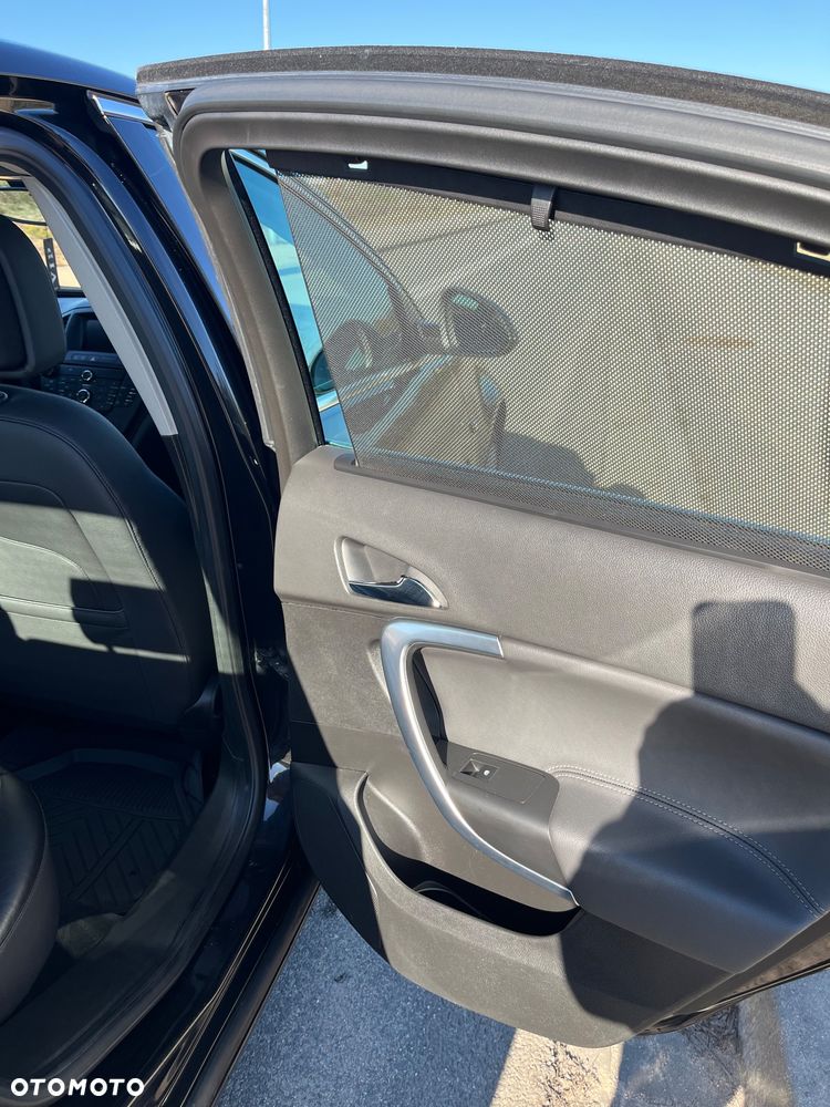 Opel Insignia 1.8 - 15