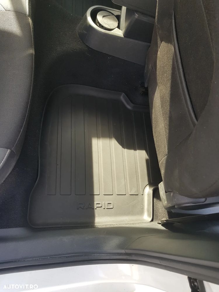 Skoda RAPID 1.6 TDI Ambition - 16