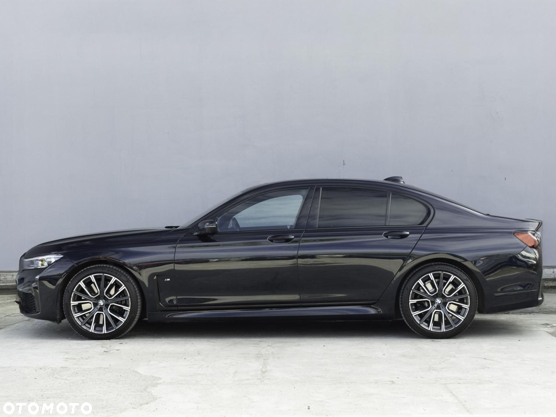 BMW Seria 7 - 5