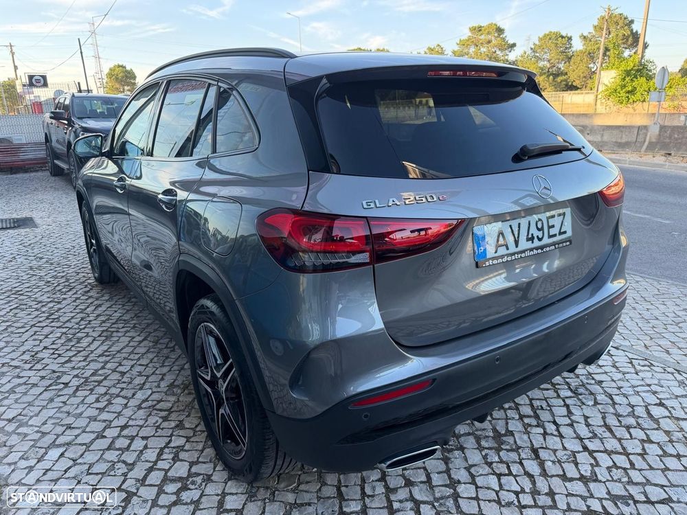 Mercedes-Benz GLA 250 e AMG Line - 3
