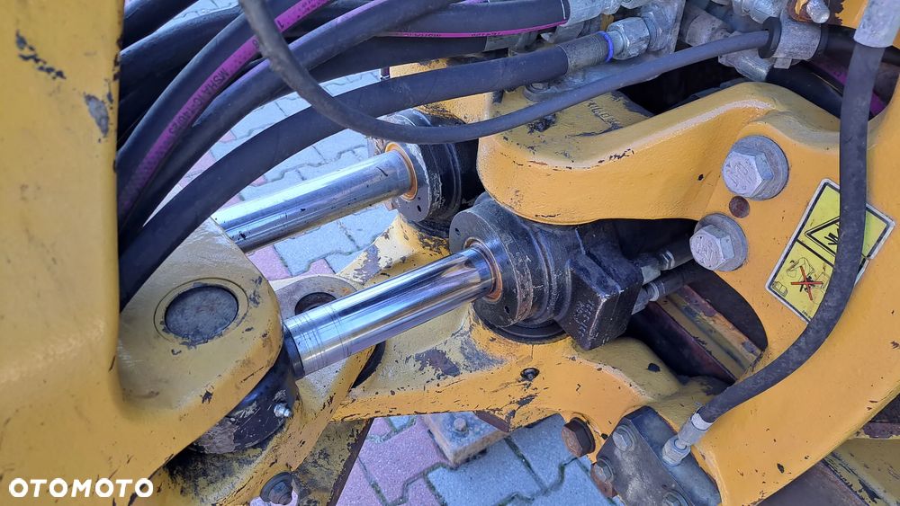 Caterpillar 432E 2 - 11