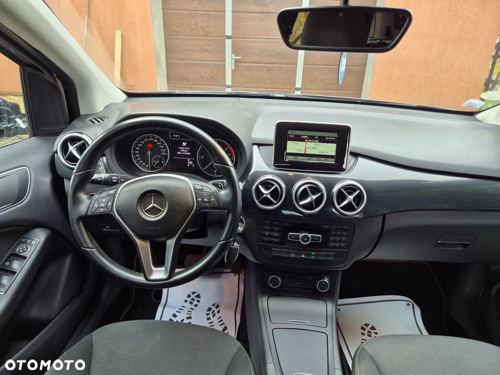 Mercedes-Benz Klasa B 180 d 7G-DCT Edition - 14