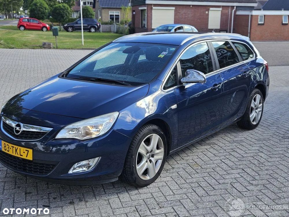Opel Astra 1.4 Turbo Sports Tourer - 14