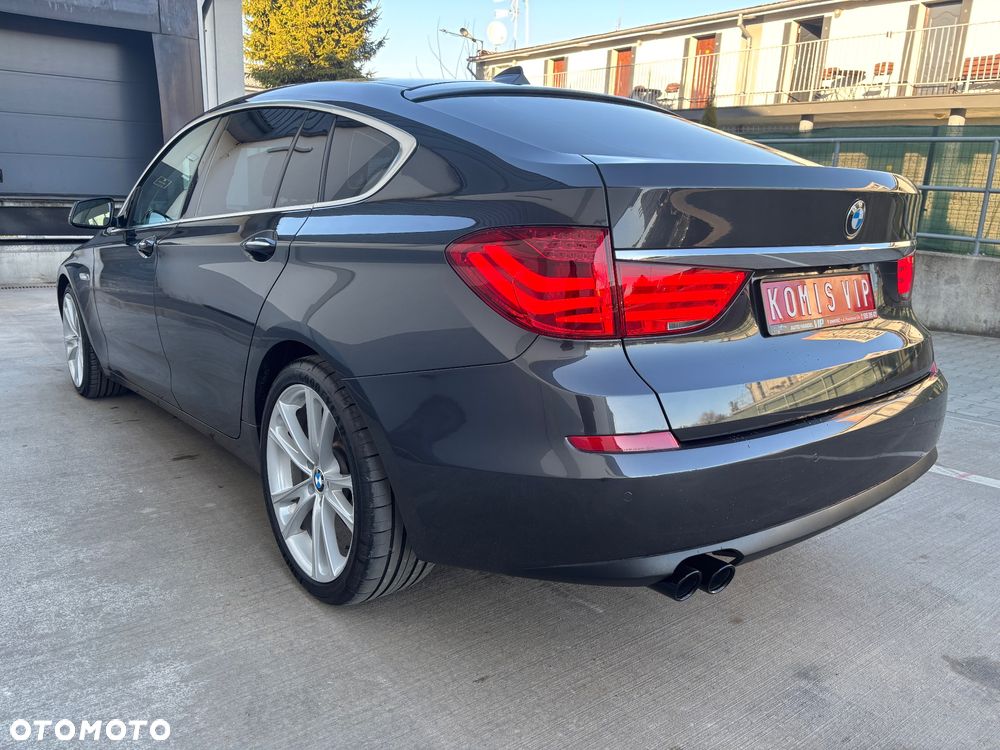 BMW 5GT 530d xDrive - 13