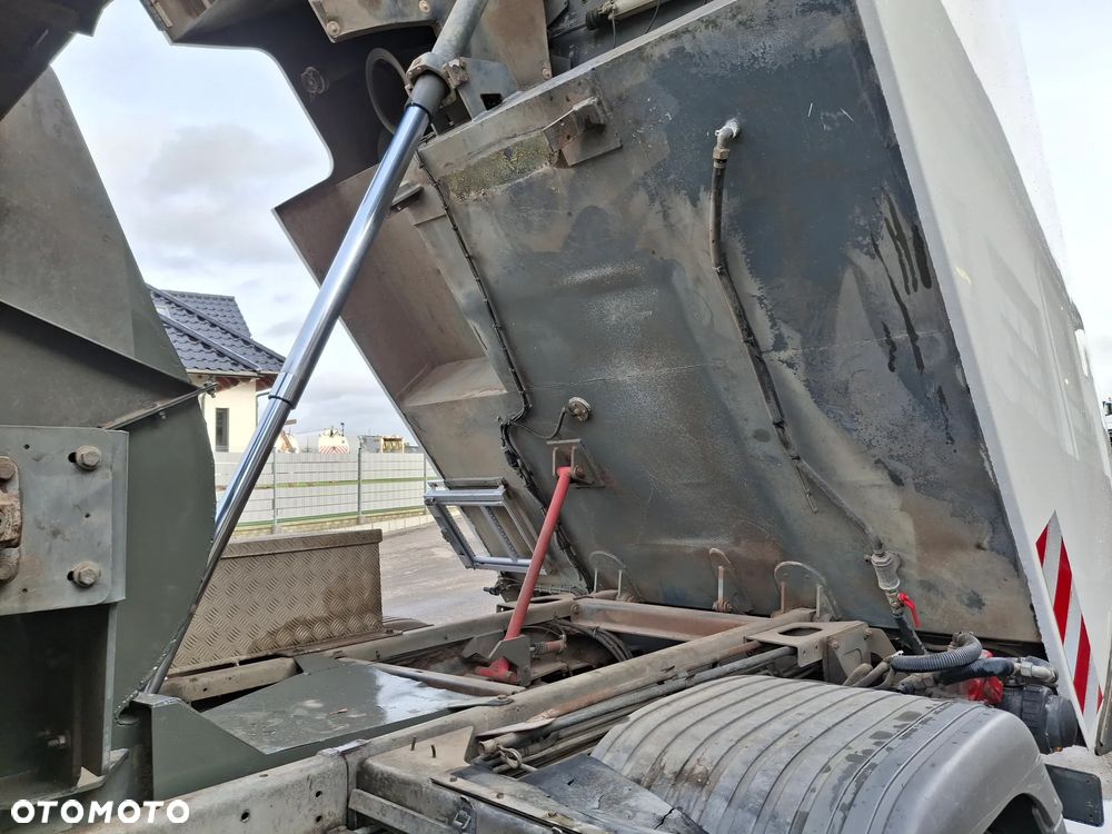 Mercedes-Benz Atego 1524 Zamiatarka BUCHER CityFant 60 2 Silniki Tylna Oś Na Poduszkach Zamiatarka Uliczna Sprzątanie Zamiatanie - 16
